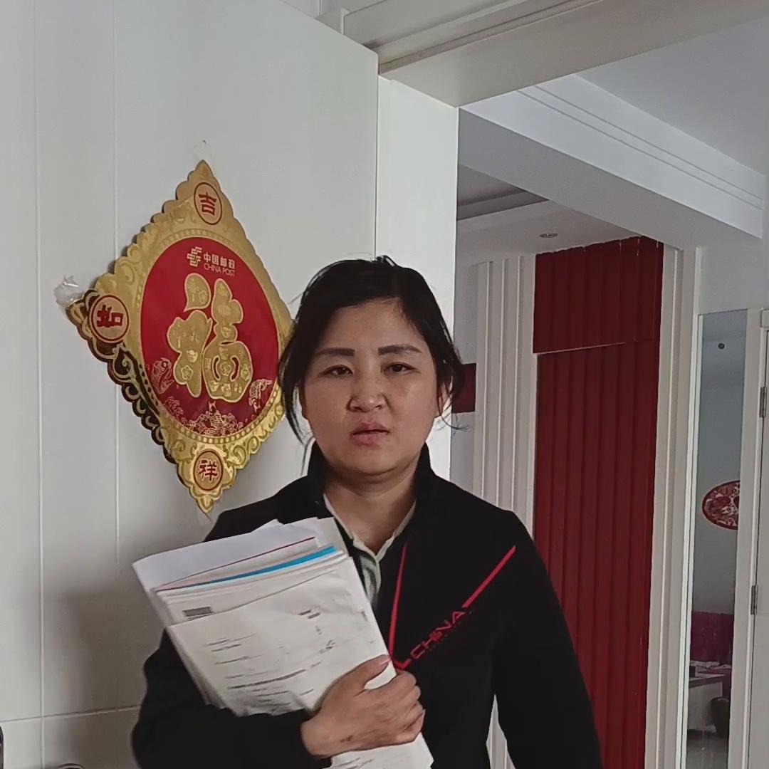 不要活在别人嘴里要活在自己心底,不要活在别人的嘴里那样会很累的