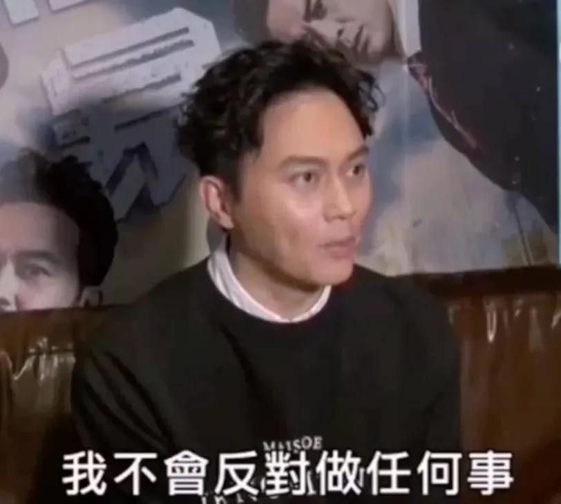 袁咏仪vs佘诗曼,袁咏仪和张智霖相差多少