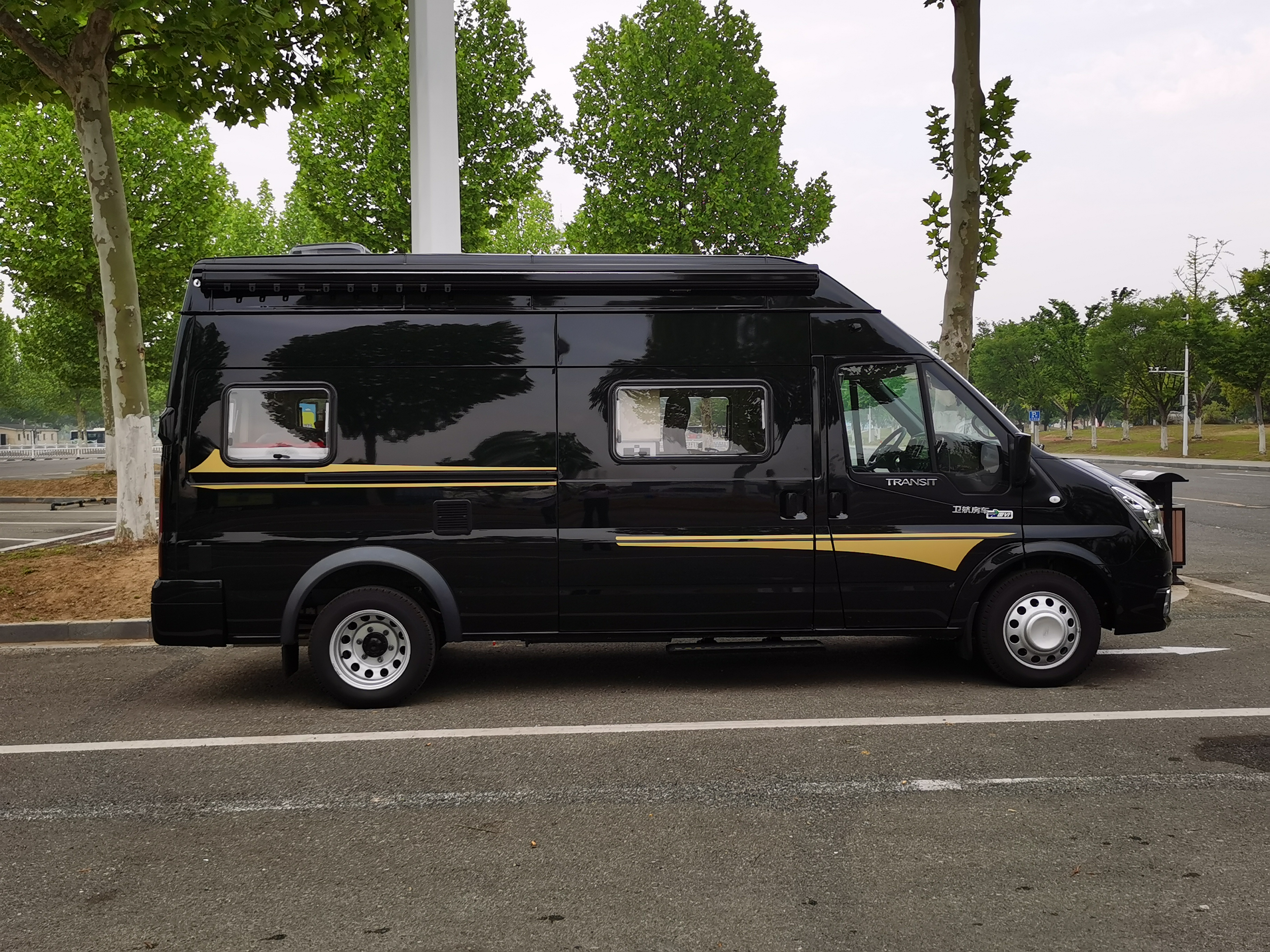 福特新全顺房车油耗,全顺升顶房车油耗