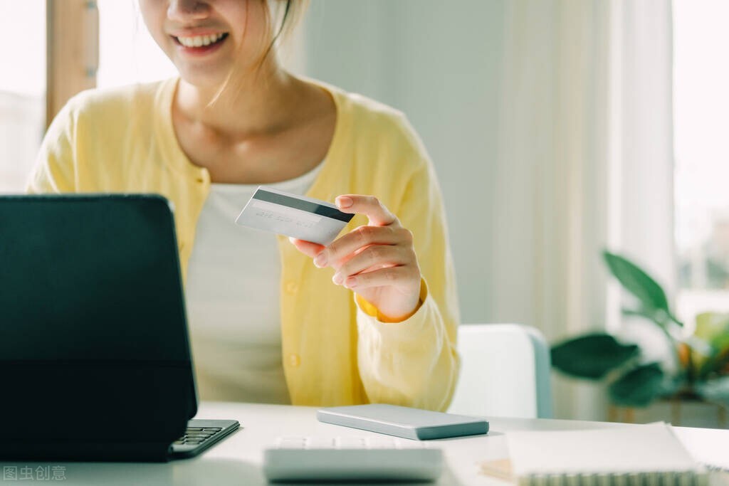 信用卡借钱买理财,中信信用卡理财