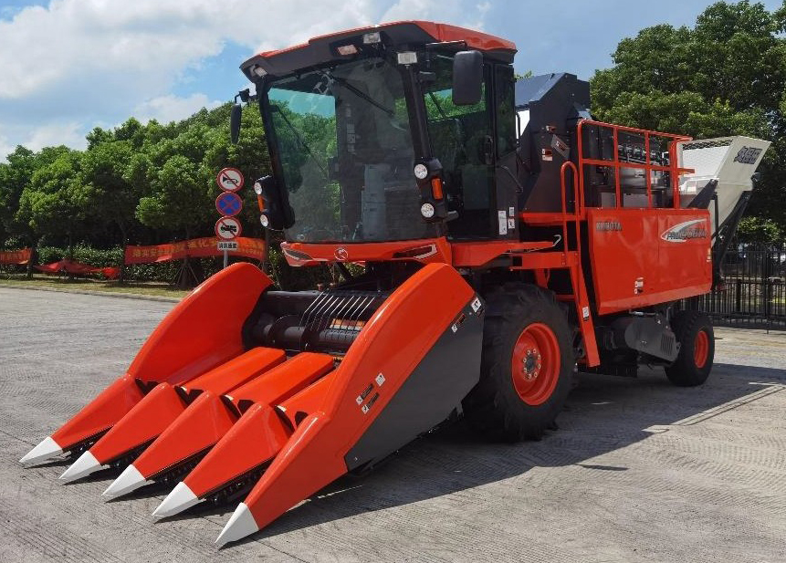 沃得四行玉米收割机多少钱一台,久保田1408玉米联合收获机价格