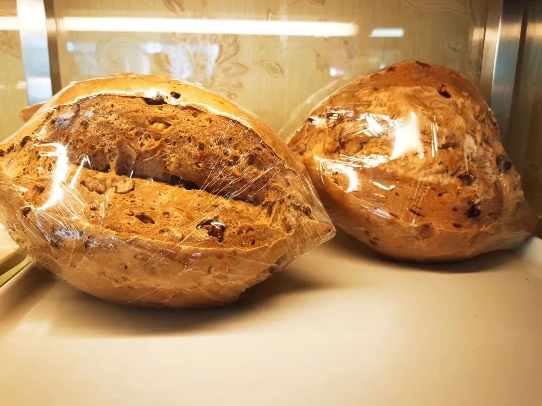 莫斯科餐厅面包坊测评,莫斯科餐厅面包坊香果布丁