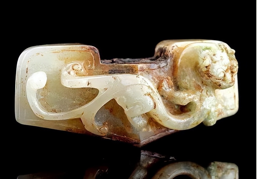 来自塔里木《塔河文苑》：睡着的胡杨