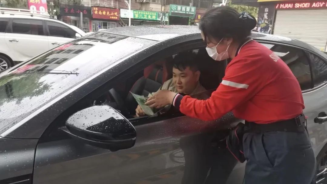 加油卡100元只需10元真的假的,1000元的加油卡打9折出售