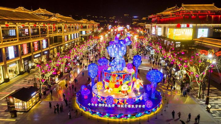 西安不夜城亮化工程谁做的,大唐不夜城亮化