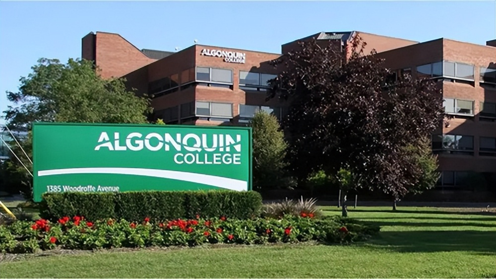 西安欧亚学院国际化 (西安欧亚学院2019年的欧洲游学)