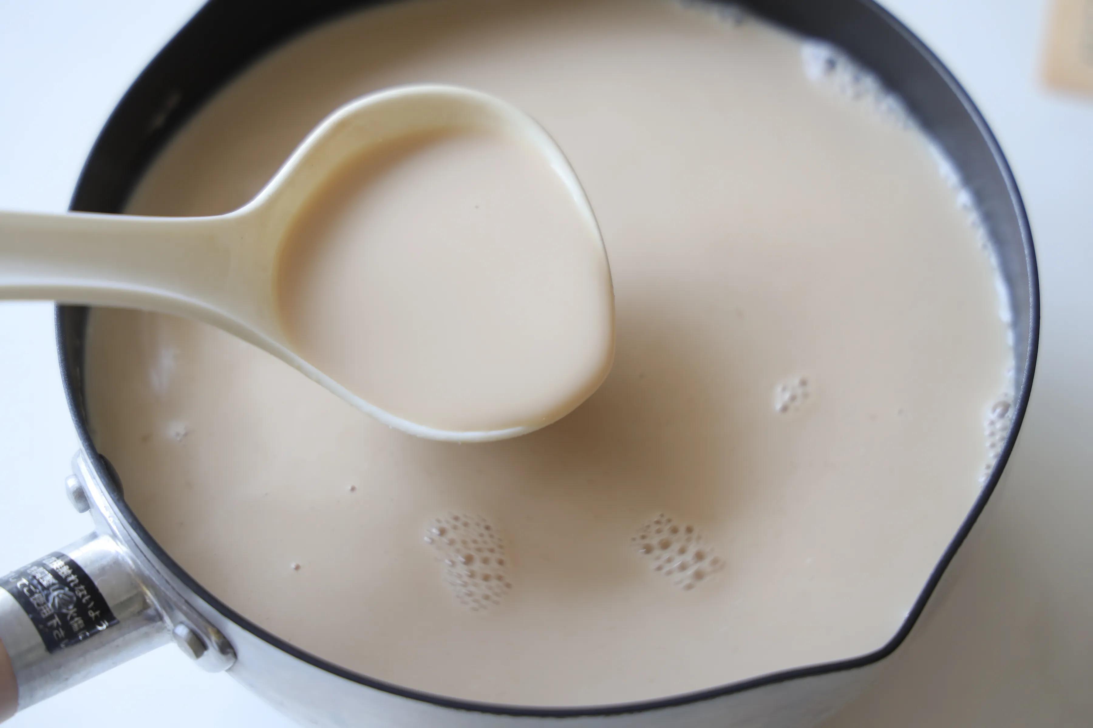 奶茶要怎么做最快最好喝还很简单,奶茶还是自己动手做才能喝得放心