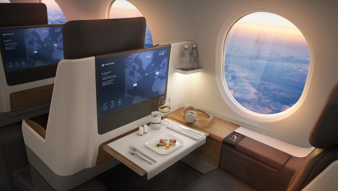 华人回国登机,世界最大的航空公司飞机