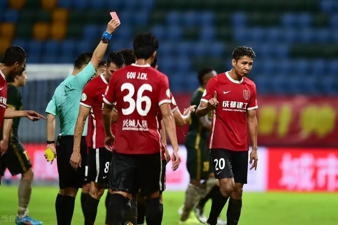足球18年十张另类红牌,功夫足球16比1