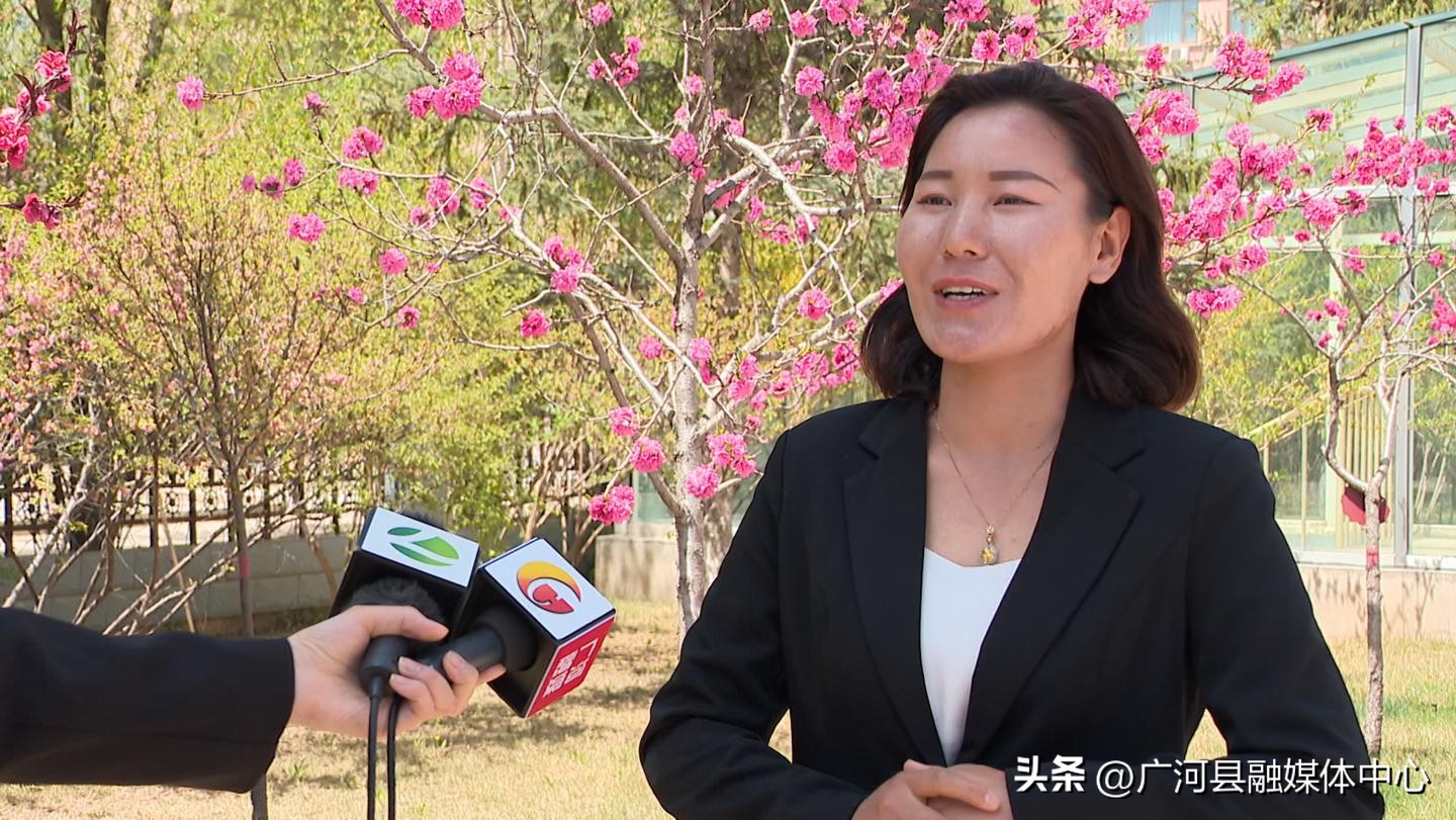 搭建青年成长成才平台,搭建创新创业公共服务平台