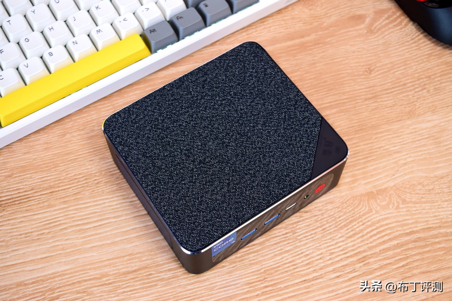 比小米更好迷你主机,4000小米性价比笔记本电脑推荐