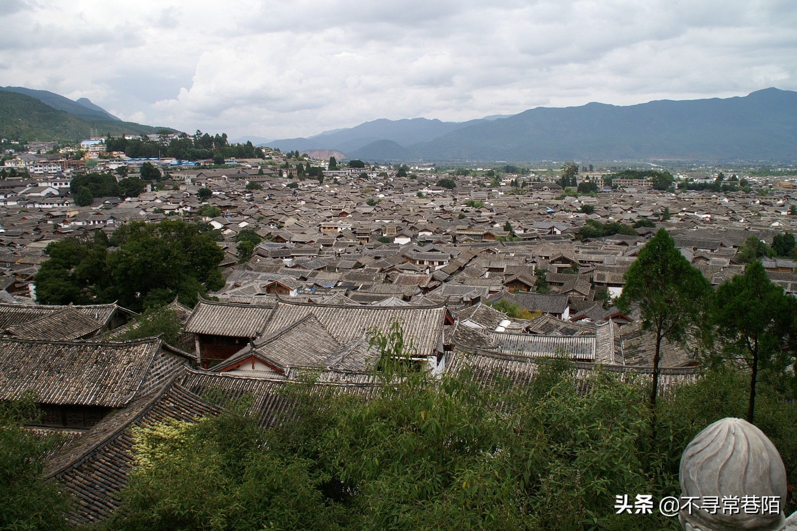 这里有许多历史悠久的古镇,从历史中走来的古镇