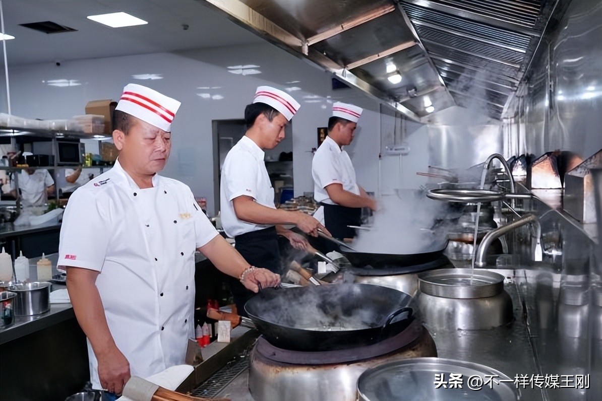 在东莞享顺德美食，记顺德坚野山庄第二分店正式开业