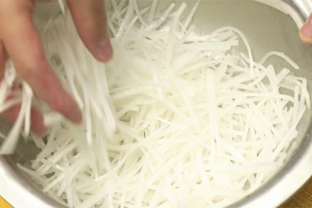 明日霜降，无论贫富，记得吃“吃3样，煮3样，忌3样”，平安入冬