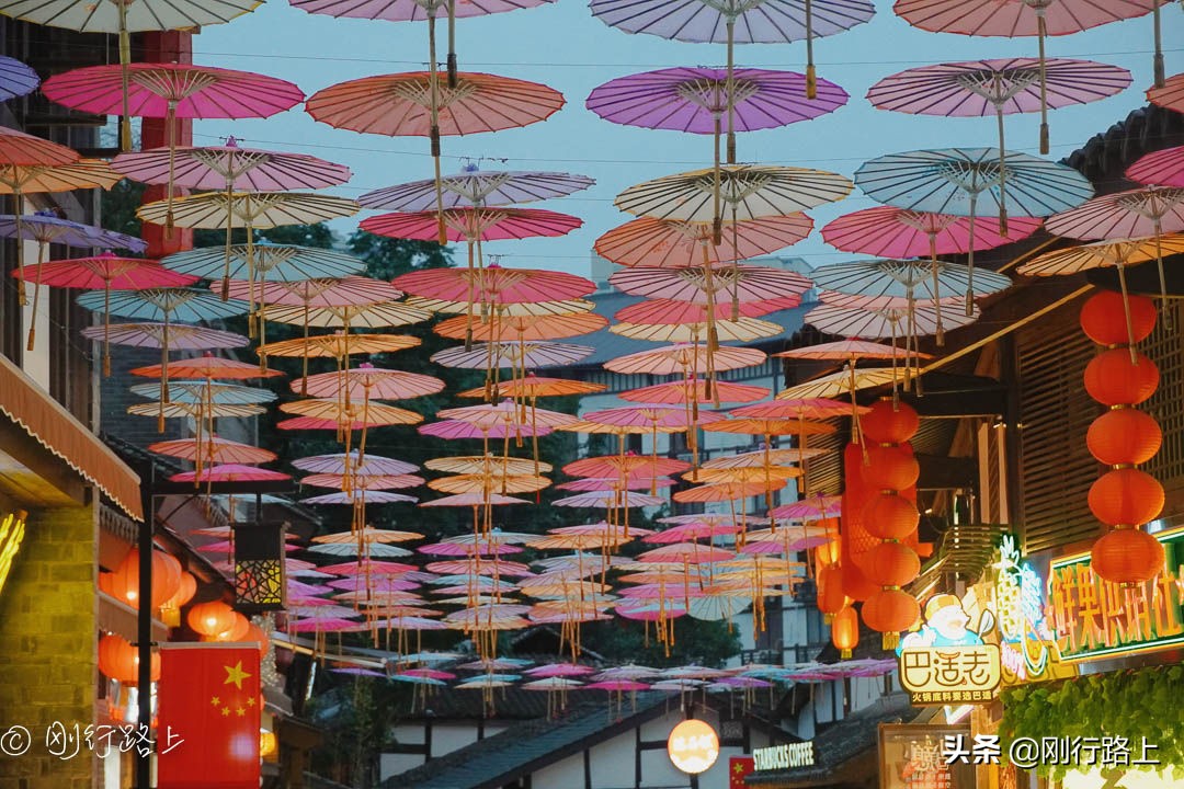 重庆磁器口古镇里的烟火气,重庆磁器口古镇的古韵风貌