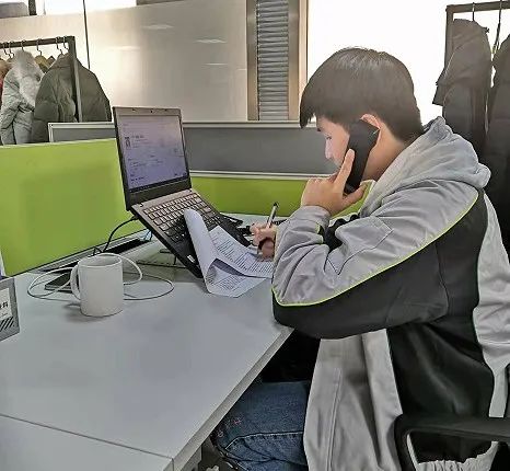 商学院优秀实习生|拼搏向上，敢想敢为！