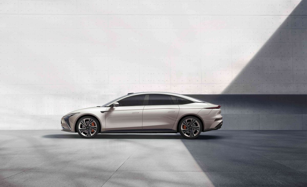 智己L7有备而来，斩获“最长电漂”吉尼斯世界纪录TM荣誉