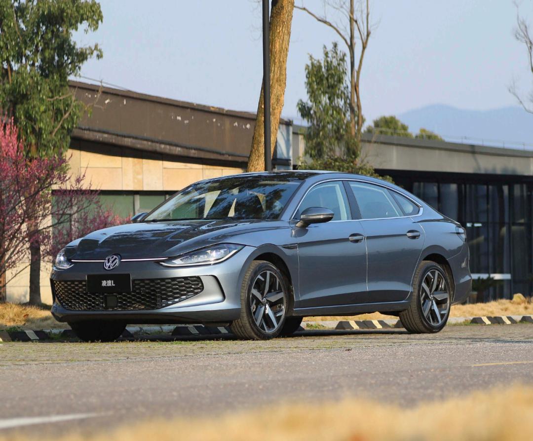 凌渡L和大众cc车身哪个宽,凌渡比速腾宽多少毫米