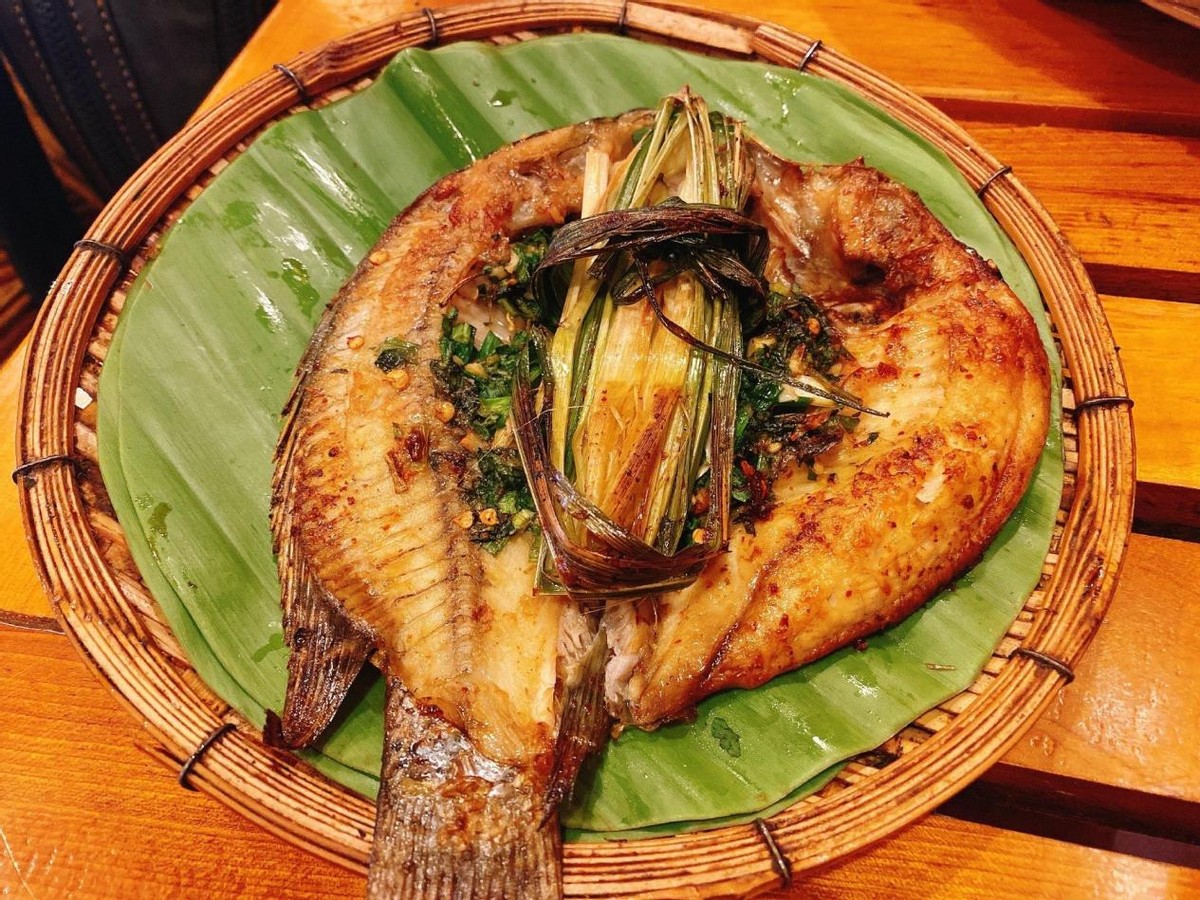 云南十道必备菜,云南美食大全最有名的30道菜推荐