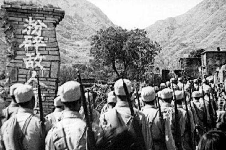 巾帼女烈士陈若克:拒用日寇奶粉以鲜血喂女儿,被日军27刀杀害!