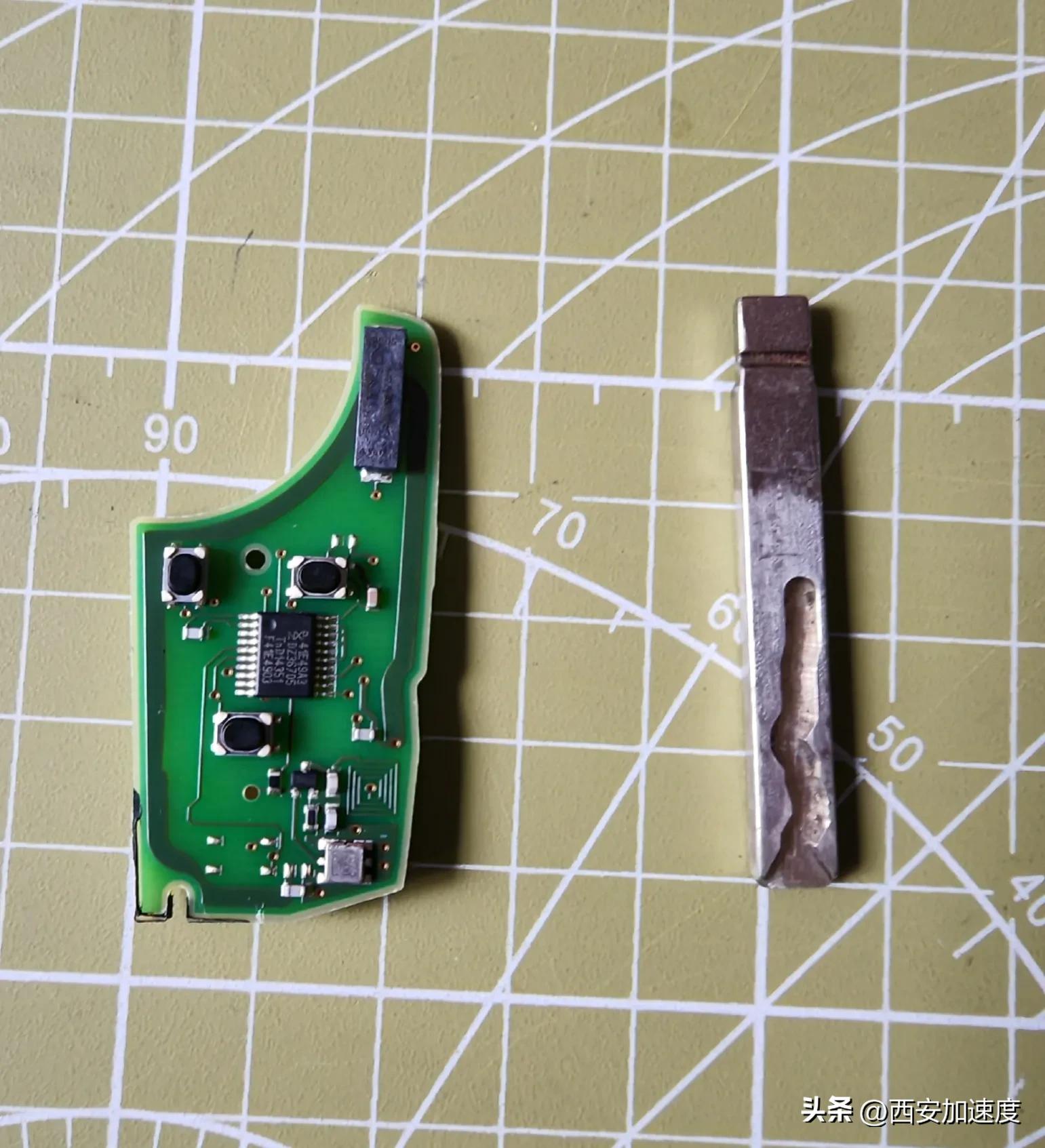 科鲁兹钥匙壳换新款外壳,雪铁龙世嘉钥匙怎么换外壳