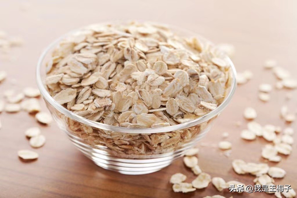 买燕麦片，贵的和便宜的哪种更好？区别可大了，不懂别乱买