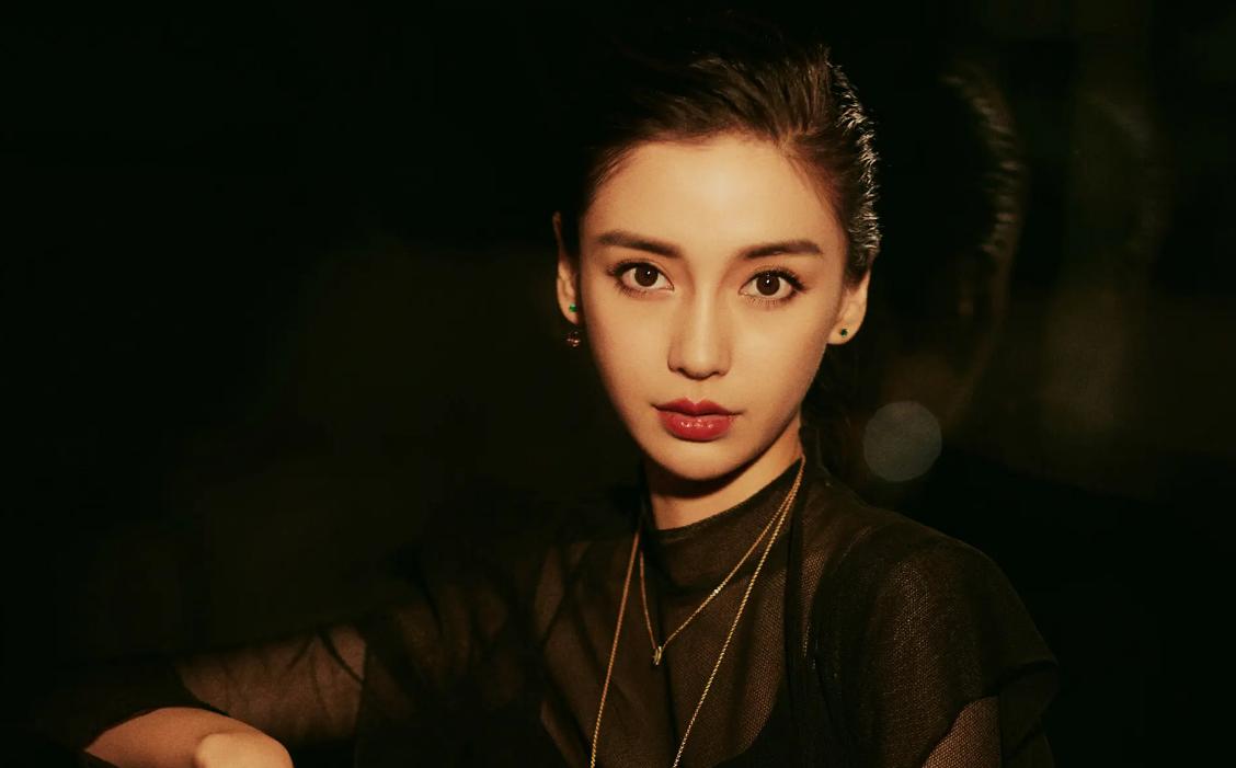 黄金项链戴了几天变黑是不是假的,黄金项链戴久了接口处发黑