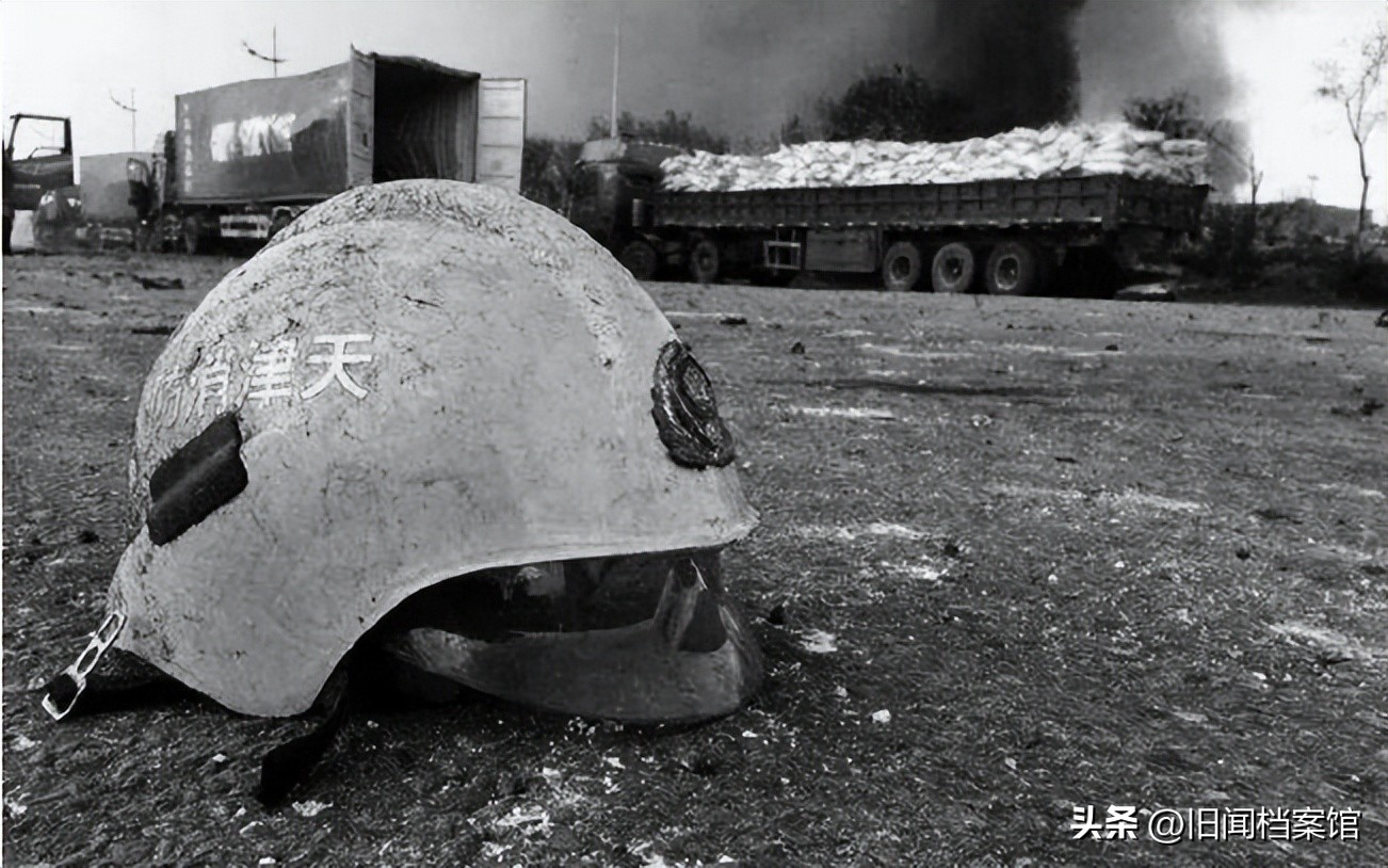 天津港火灾牺牲了多少名消防人员,消防员救火天津港大爆炸完整视频