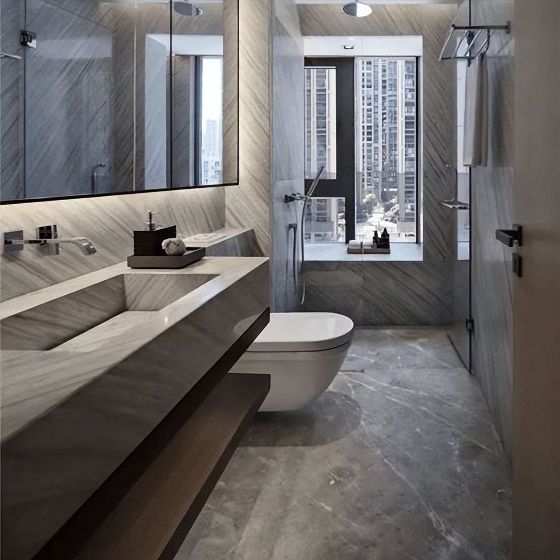 卫生间漏水到楼下如何补救,卫生间漏水漏到楼下怎么处理