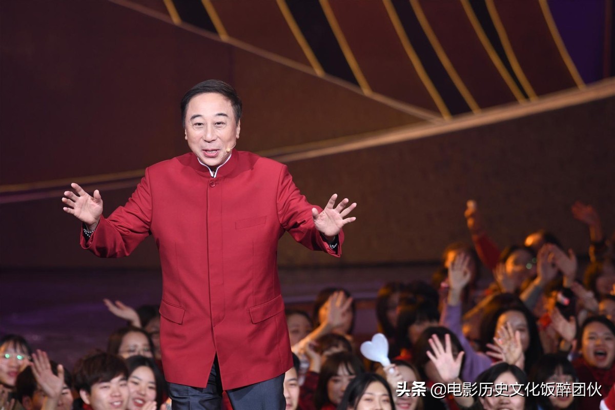 冯巩现场调侃明星视频,冯巩调侃主持人完整版