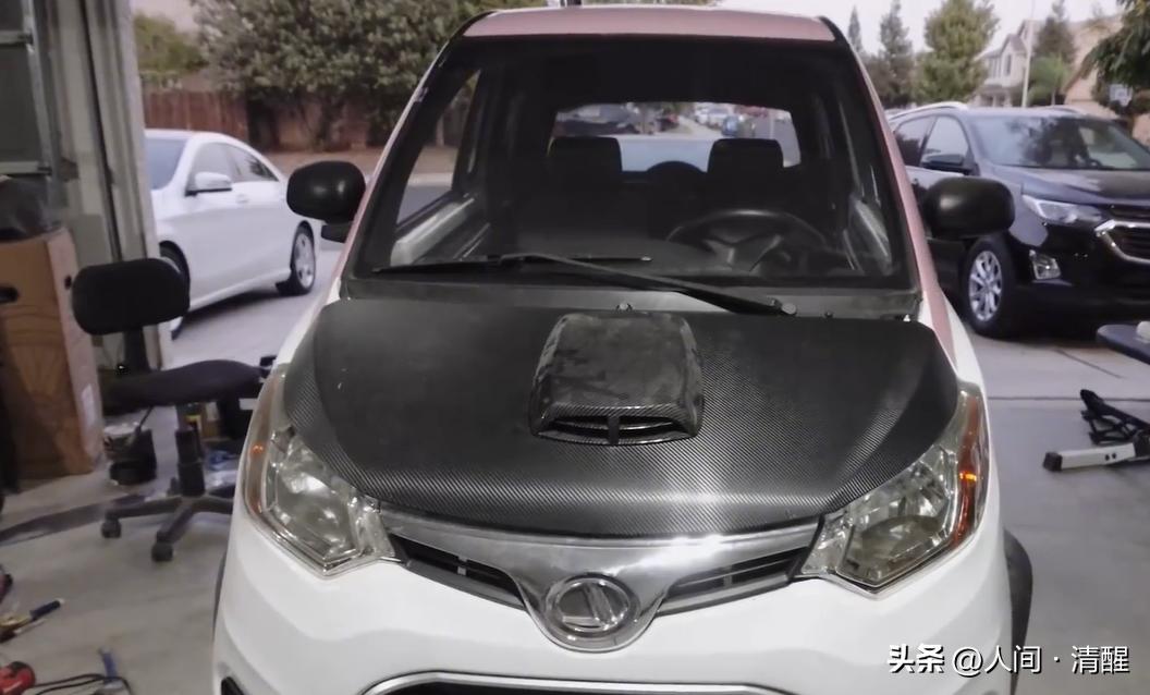 美国小伙从中国网购一辆玩具车,男子5000美元网购老年车