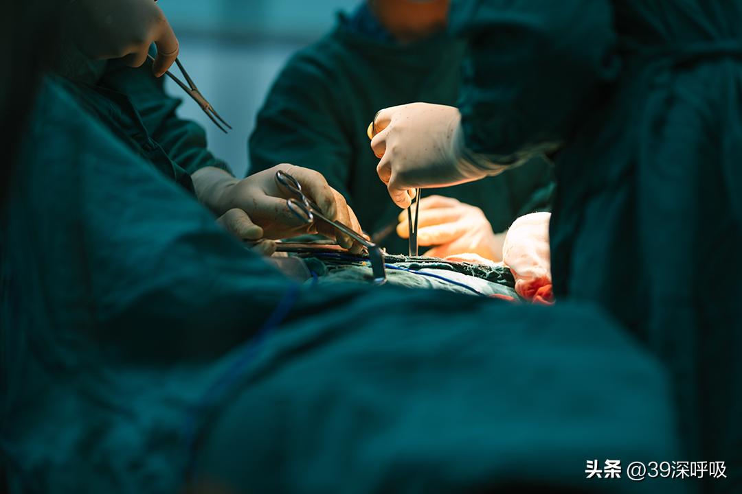 17岁女孩没有来月经,23岁女生从未来过月经能治好吗