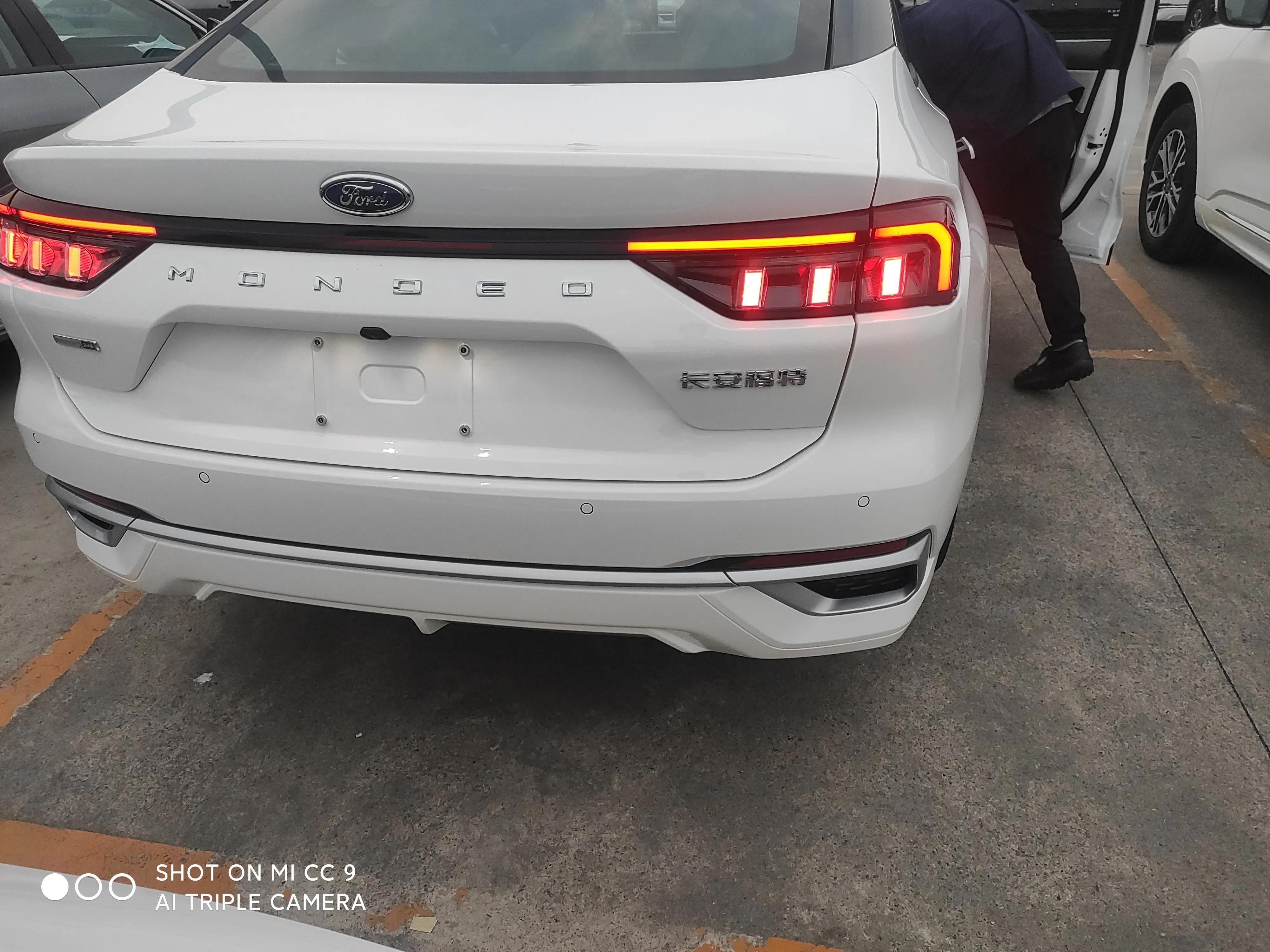 新梦迪欧外观大气，白色我的最爱