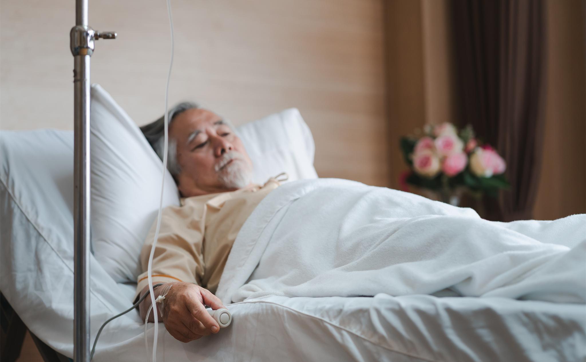 公公隐私部位做手术，婆婆和老公竟一致要求我去照顾