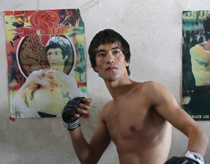 闃垮瘜姹椾汉涓轰粈涔堥兘鏄粦澶村彂,涓栫晫涓婇粍鐨偆榛戝ご鍙戠殑鍥藉