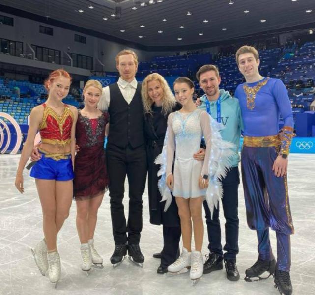 一夜醒来，体坛再无俄罗斯！3份官宣，与世界杯说再见，泪别套娃