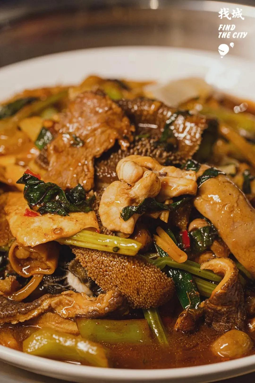 看完这些美食，我还是决定先守住绿码