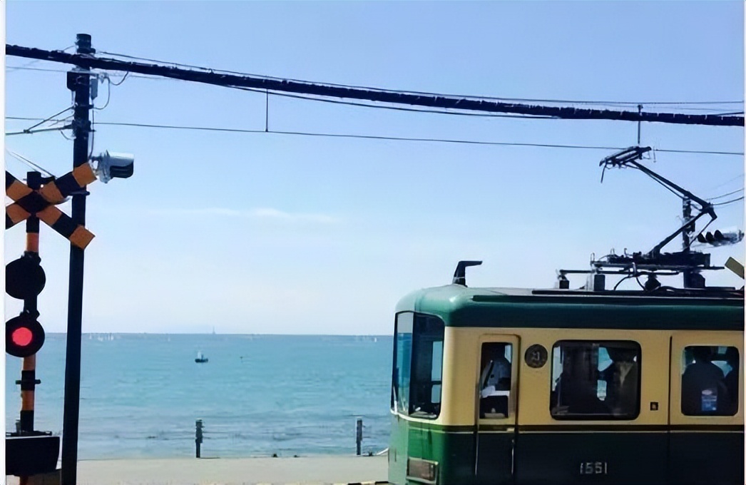 讽刺骗人的动漫,你以为动漫里都是假的吗