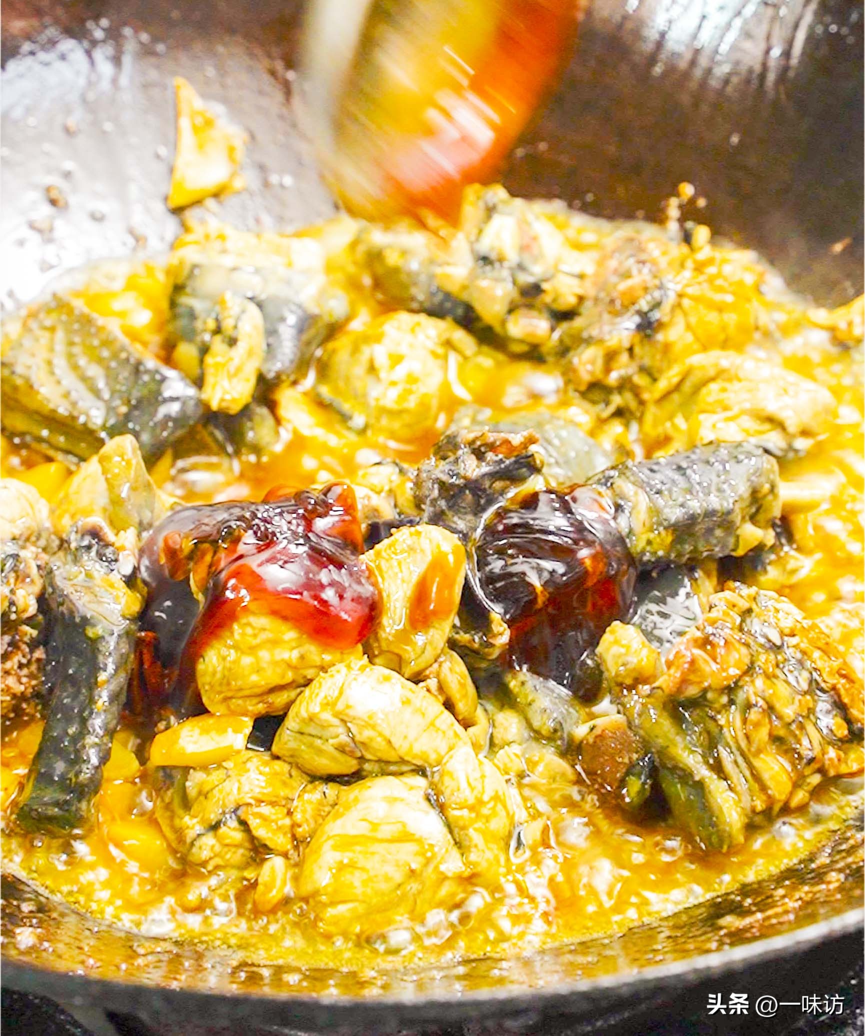 乌鸡和什么炖煮好吃呢窍门,乌鸡炖汤还是炒着好吃些