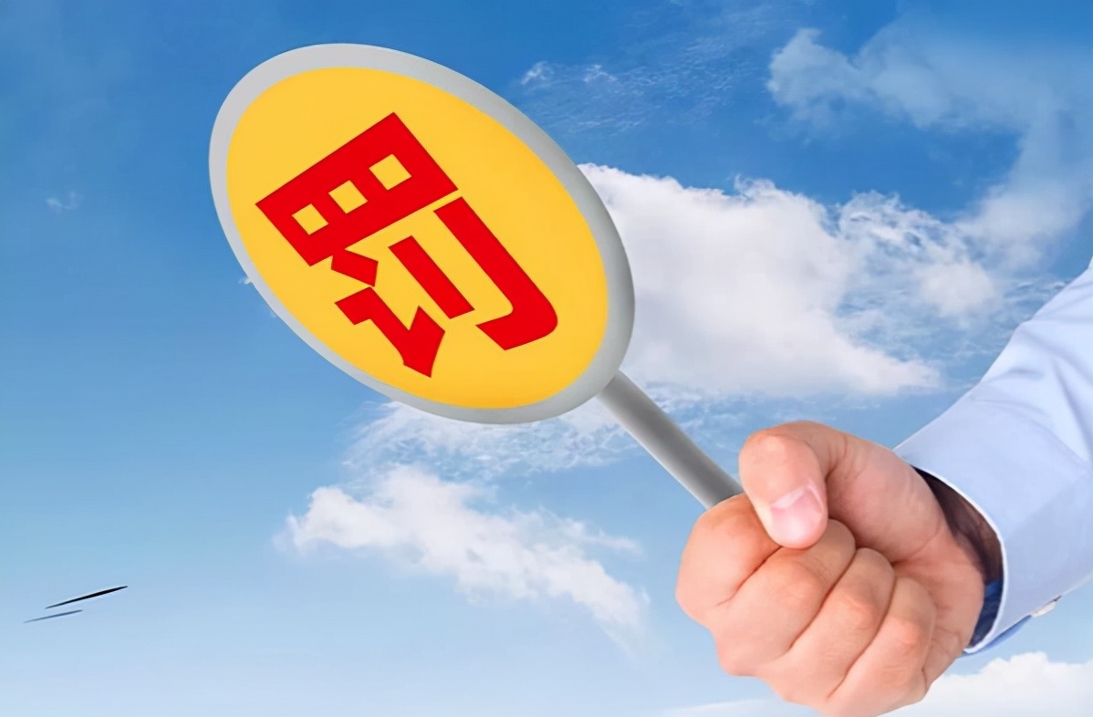 车辆年审过期几天还能上路吗,车辆年审过期可以在网上办理吗