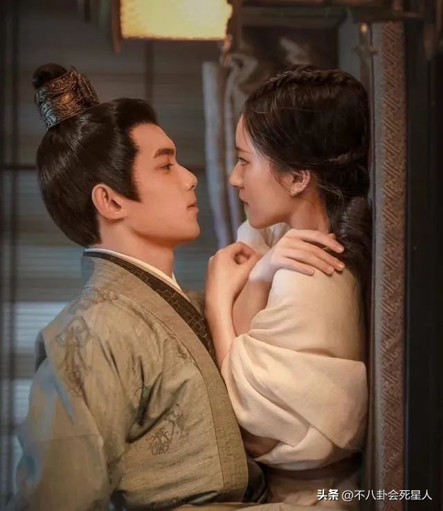 近期热播的8部剧，本以为都会糊，没想到出现一匹黑马