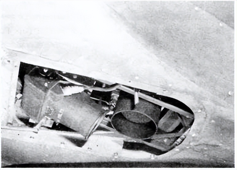 俄罗斯战机眼镜蛇机动,f22战斗机眼镜蛇