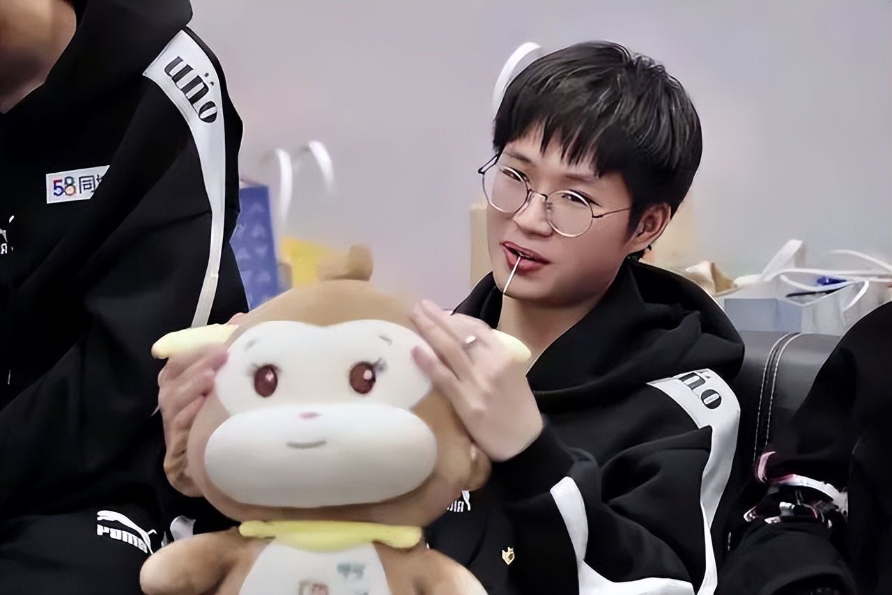 “Ag落败”和重庆狼队争夺决赛名额，网友：有点悬了