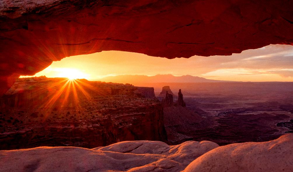 愿你努力向上光芒万丈的英语,愿你努力向上光芒万丈