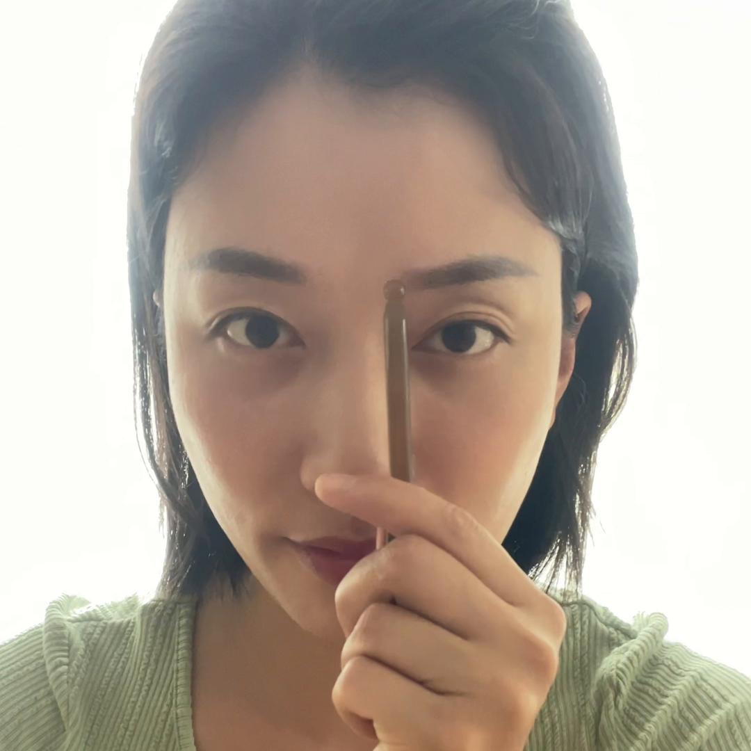 眼周肌肉下垂训练方法,改善眼部肌肉下垂让眼睛变有神