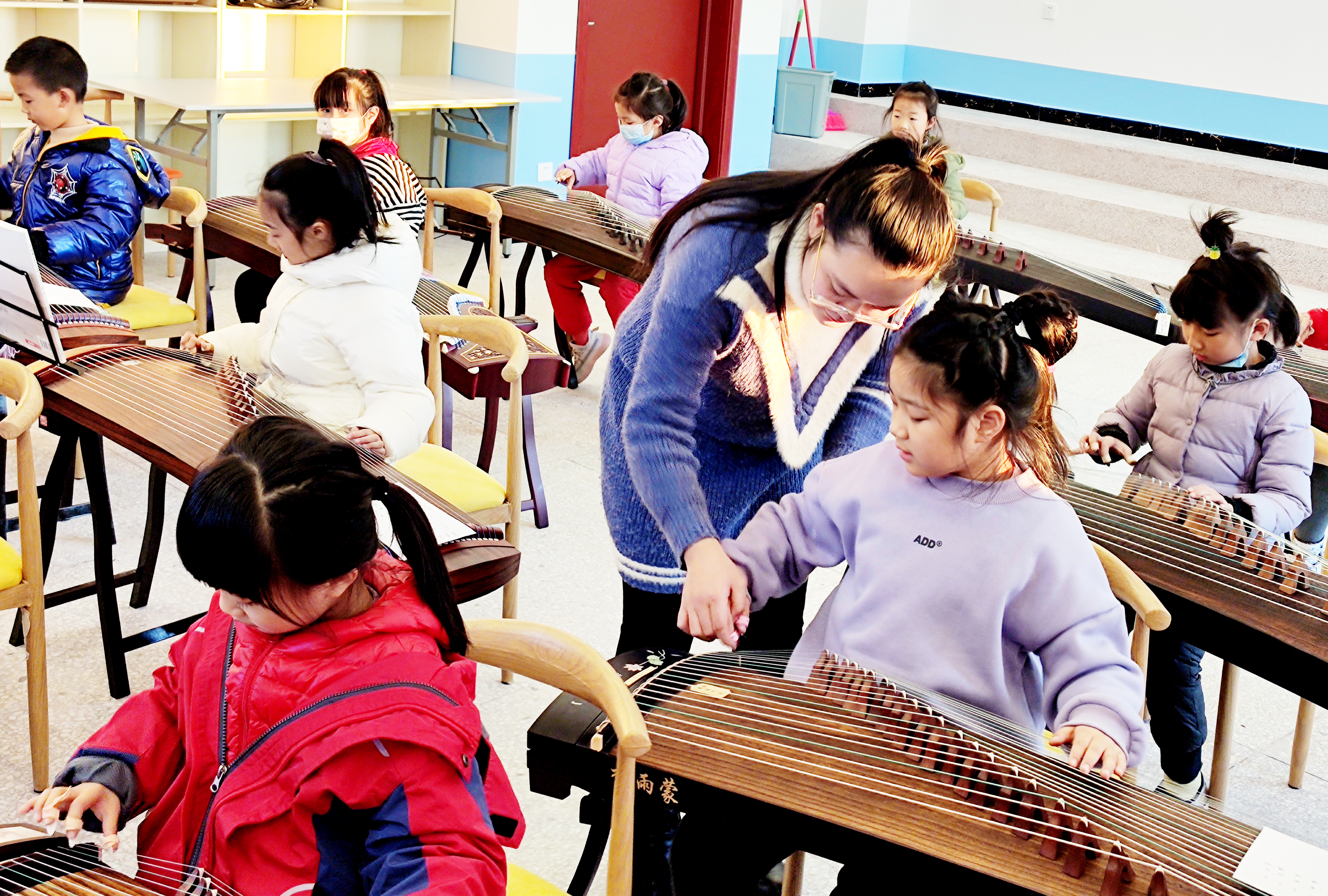 让校园成为师生幸福成长的乐园,让学校成为孩子幸福的乐园