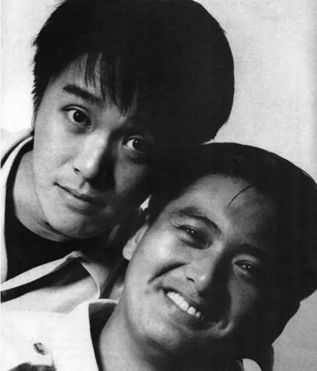 周星驰擦眼泪的细节,解读周星驰的审死官