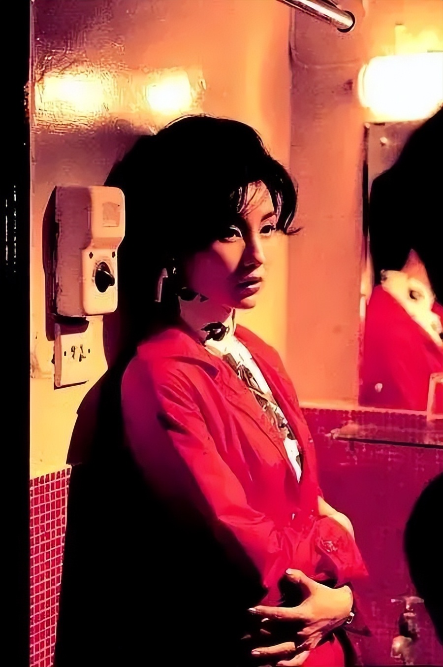 隐匿多年的张曼玉近照曝光,息影18年58岁张曼玉近况曝光