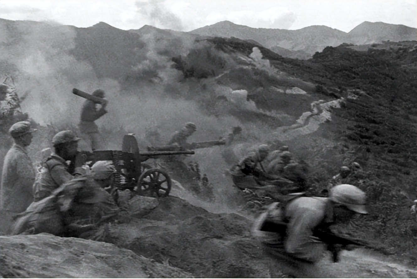 日本军舰用毒气弹,日本兵用毒气弹