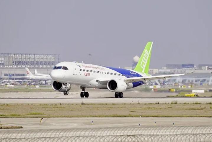 c919飞机明年能交付几架飞机,c919首飞飞机卖了多少票